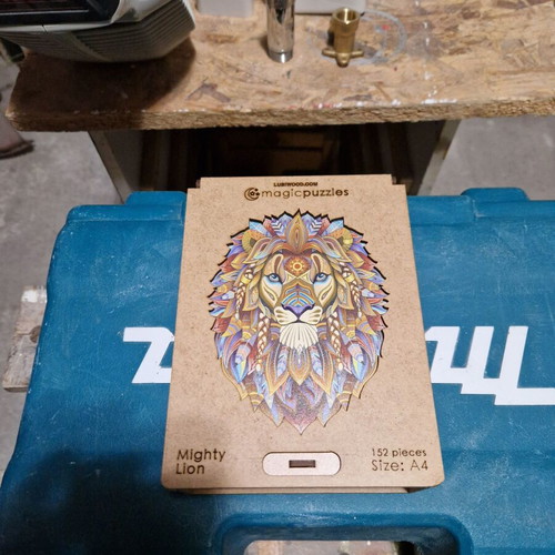 Wooden lion puzzle new