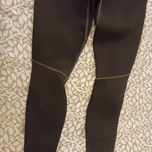 Gul Response 3/2 wetsuit medium short like new for water sports