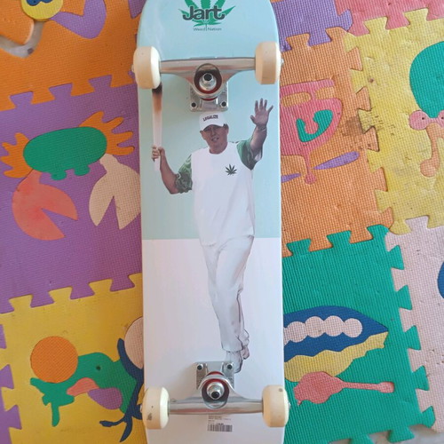 Legalize skateboard deck 7.87x31.6 new