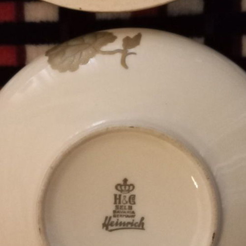 Porcelain round decorative item used Heinrich, diameter 12 cm