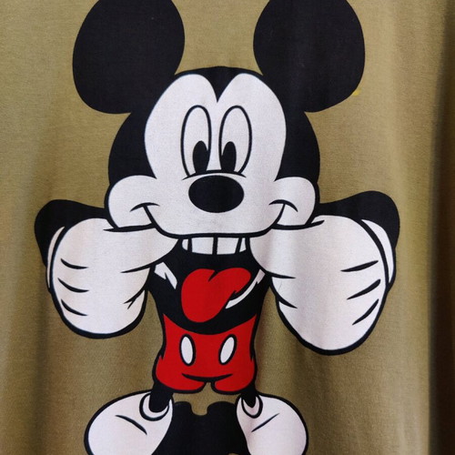 Mickey women's khaki T-shirt like new Surf