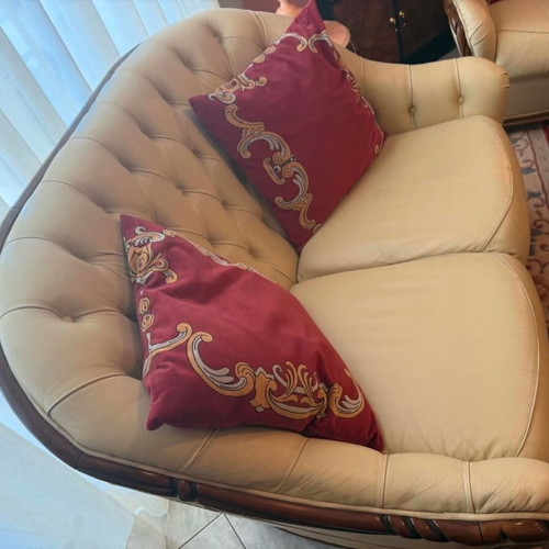 Chesterfield style living room set like new, leather with wooden frame