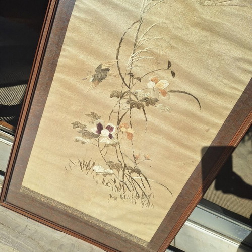 Japanese silk embroidery with birds and flowers, framed 102×47