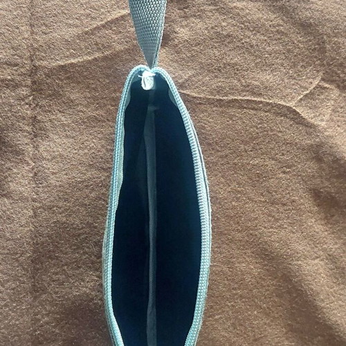 Toiletry bag, simple and practical, grey and blue