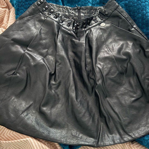Attrattivo leather skirt size S like new, black