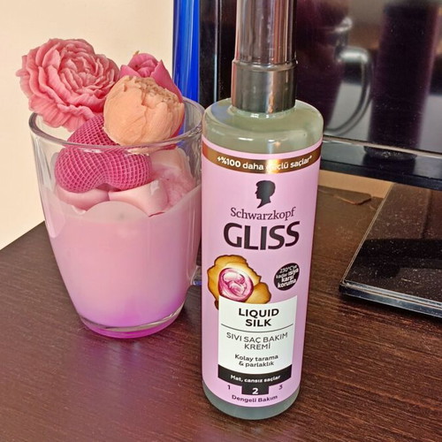Schwarzkopf Gliss Liquid Silk Express Repair Conditioner new