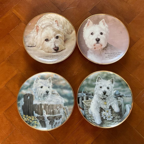 Danbury Mint collectible plates, 4 pieces in excellent condition