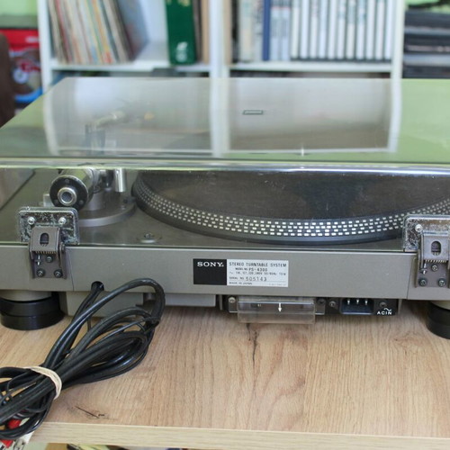 Sony PS-4300 fully-automatic turntable with Audio Technica AT-11 cartridge