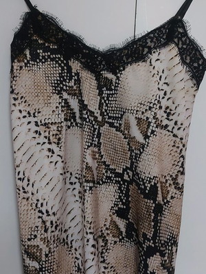 Lingerie used with snake pattern, satin top with strap and lace