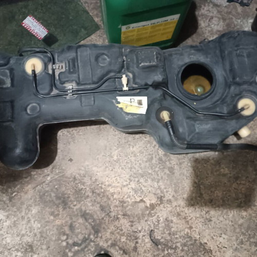 Fuel tank for Nissan Micra K12 '03-'10 like new