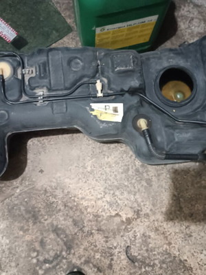 Fuel tank for Nissan Micra K12 '03-'10 like new