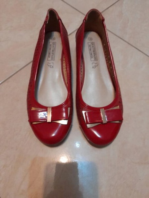 Red ballerina shoes like new, size 38