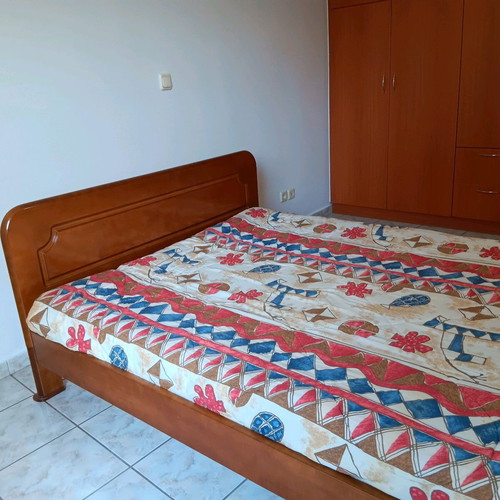 Double bed and mattress, 150x200 cm, heavy sturdy construction