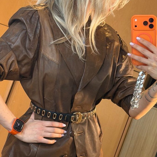 Leather jacket size M brown like new