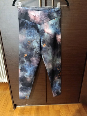 Oysho colorful high-waisted leggings like new