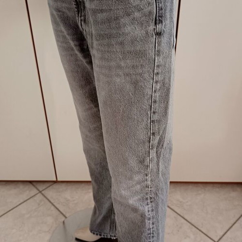 Zara high-waisted straight-leg jeans, gray, size M