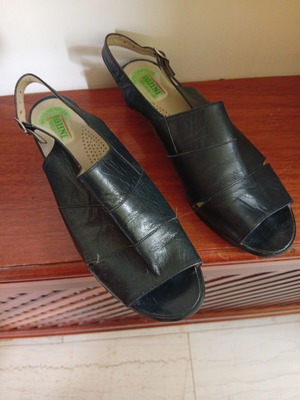 Igiini Blue Leather Sandals Sizes 38 and 40 New Anatomical