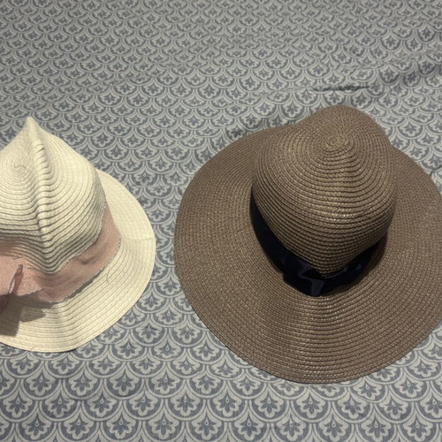 Set of 2 hats for mother and daughter
