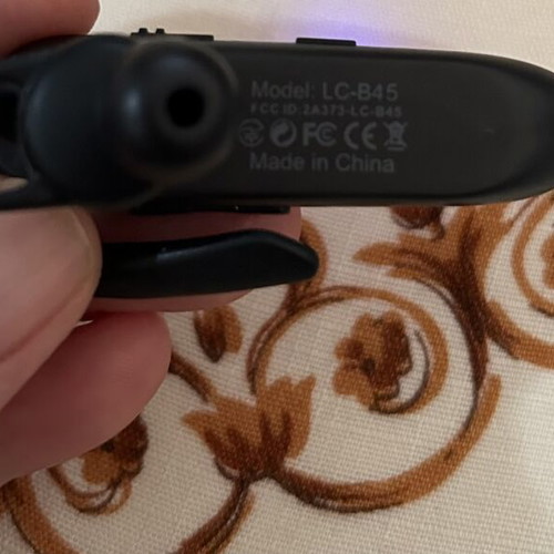 New Bee LC-B45 Bluetooth handsfree headset like new