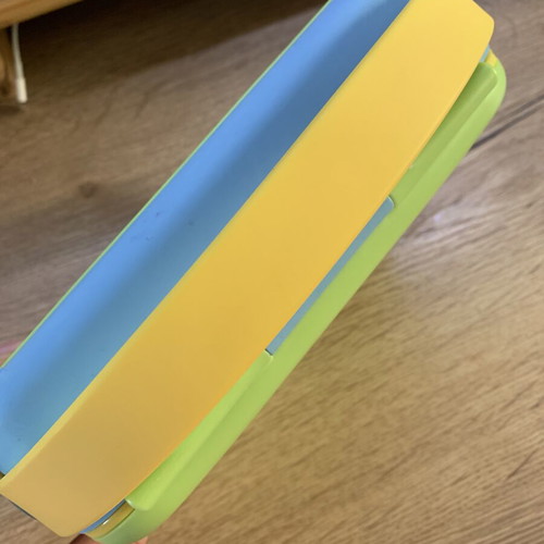 Munchkin Lunch Box green/blue like new with compartments
