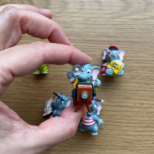 Kinder Ferrero surprise vintage elephant circus figures used, pack of 14