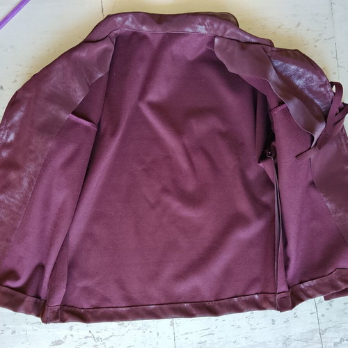 Burgundy short jacket with fringes, cowboy boho style