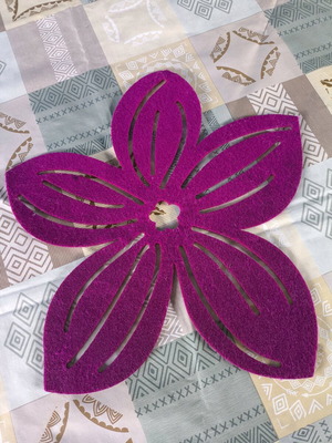 Felt pot holder used, flower design