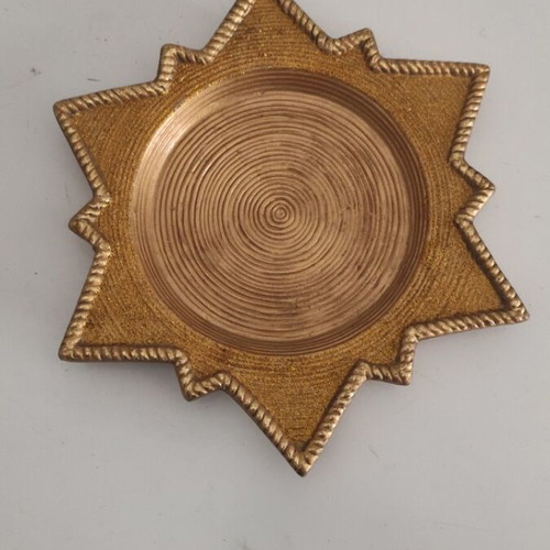 Christmas decorative plate used with gold glitter