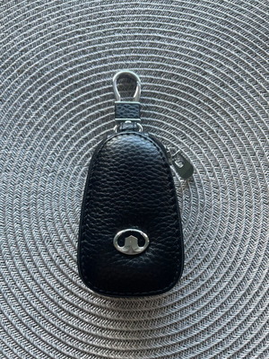 Leather car key case GreatWall new, black with metal elements