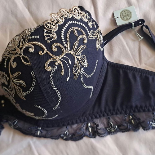 Lise Charmel bra new size EUR 75D with Swarovski crystals beige and blue