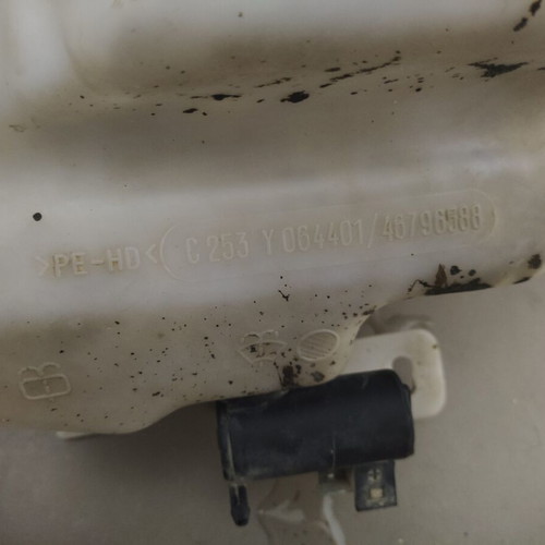Fiat Seicento windshield washer reservoir with motor used 2001-2006