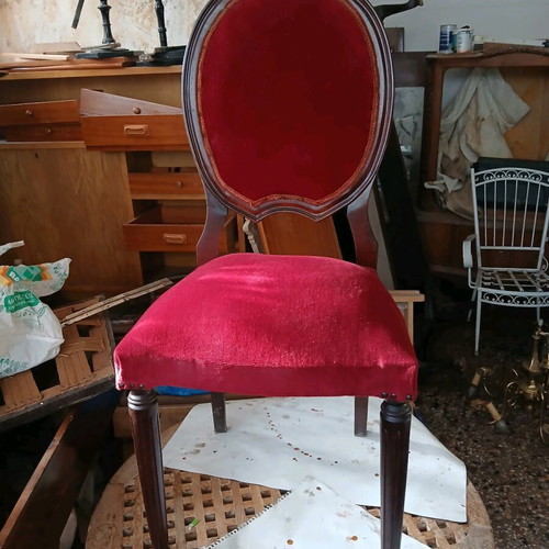 Living room chairs used, set of 6 with minor damages