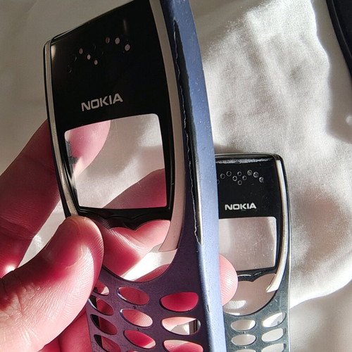 Nokia 8210 cover used