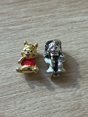 Charms Winnie the Pooh και Cruella de Vil μεταχειρισμένα, ασήμι 2 μαζί