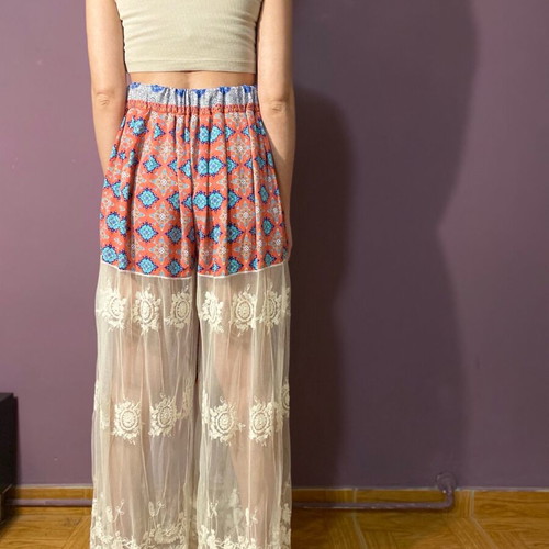 Nidodileda lace pants like new, onesize