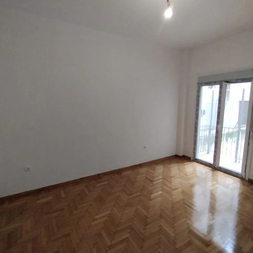 Apartment in Athens Museum area renovated, 50 m², 1 bedroom, security door