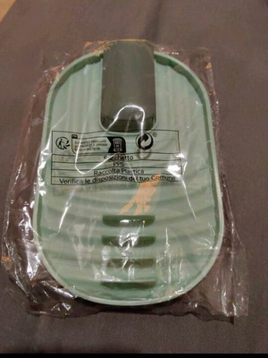 Plastic lid holder new