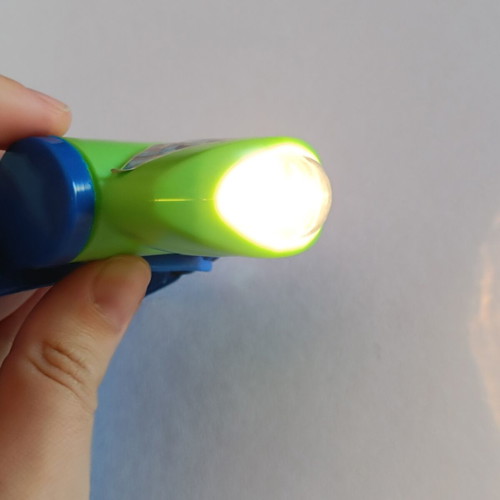 Toy flashlight Flashed Away 2006 used promotional Kellogg's
