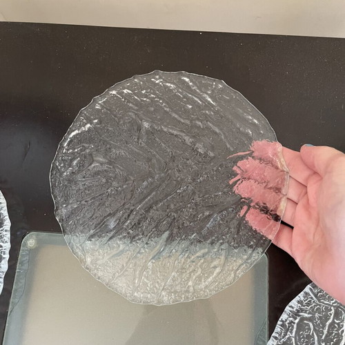Vintage glass plates set of 6 with embossed ice pattern like new