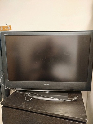 Sony Bravia τηλεόραση 40' σαν καινούργιο, χωρίς τηλεκοντρόλ