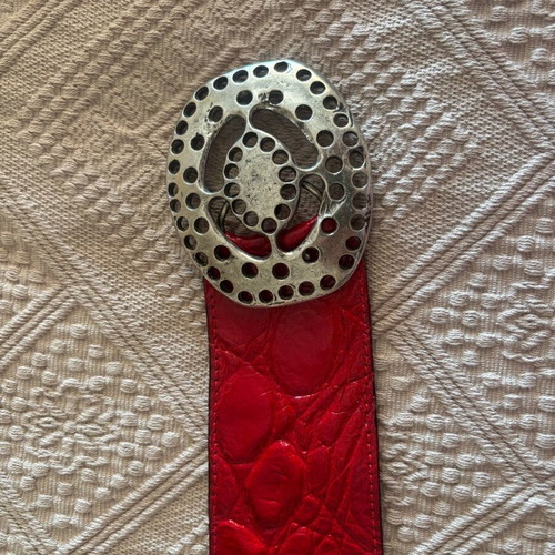 Red patent leather belt like new, size 100