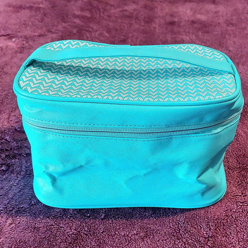 Vichy waterproof toiletry bag, turquoise and white