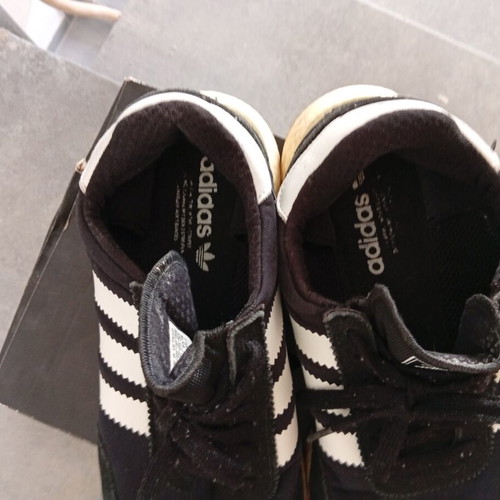 Adidas men's athletic shoes used, size 43.5, black and white