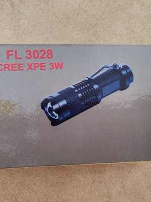 Waterproof flashlight like new