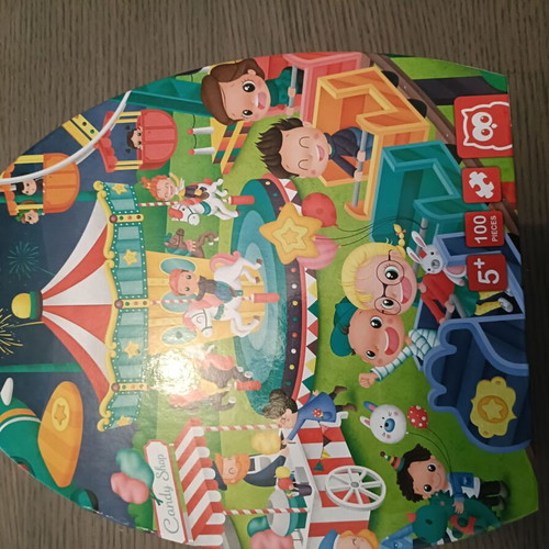 Luna Park Puzzle 100 Pieces Like New