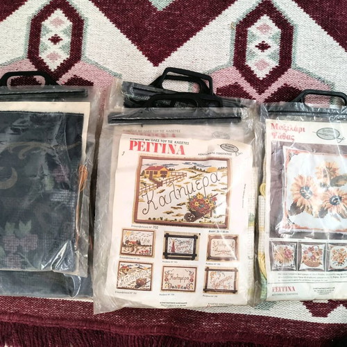 Pack of 9 new packaged embroidery from the 70s collectible