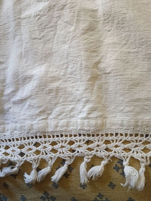 Woven towel new white color 0.55x1.10