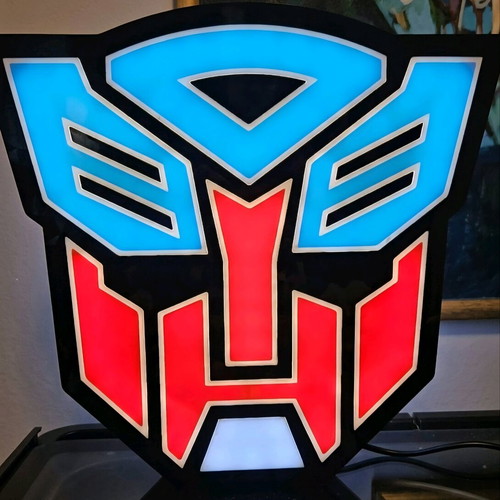 Transformers table lamp like new with adjustable light intensity