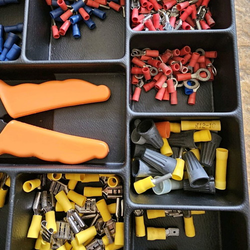 Beta terminal crimping tool used