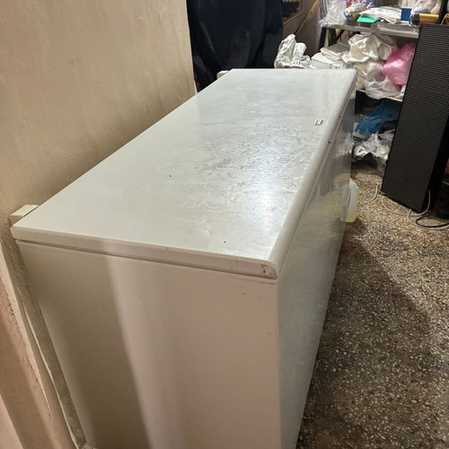 Zanussi chest freezer used, 390 liters capacity